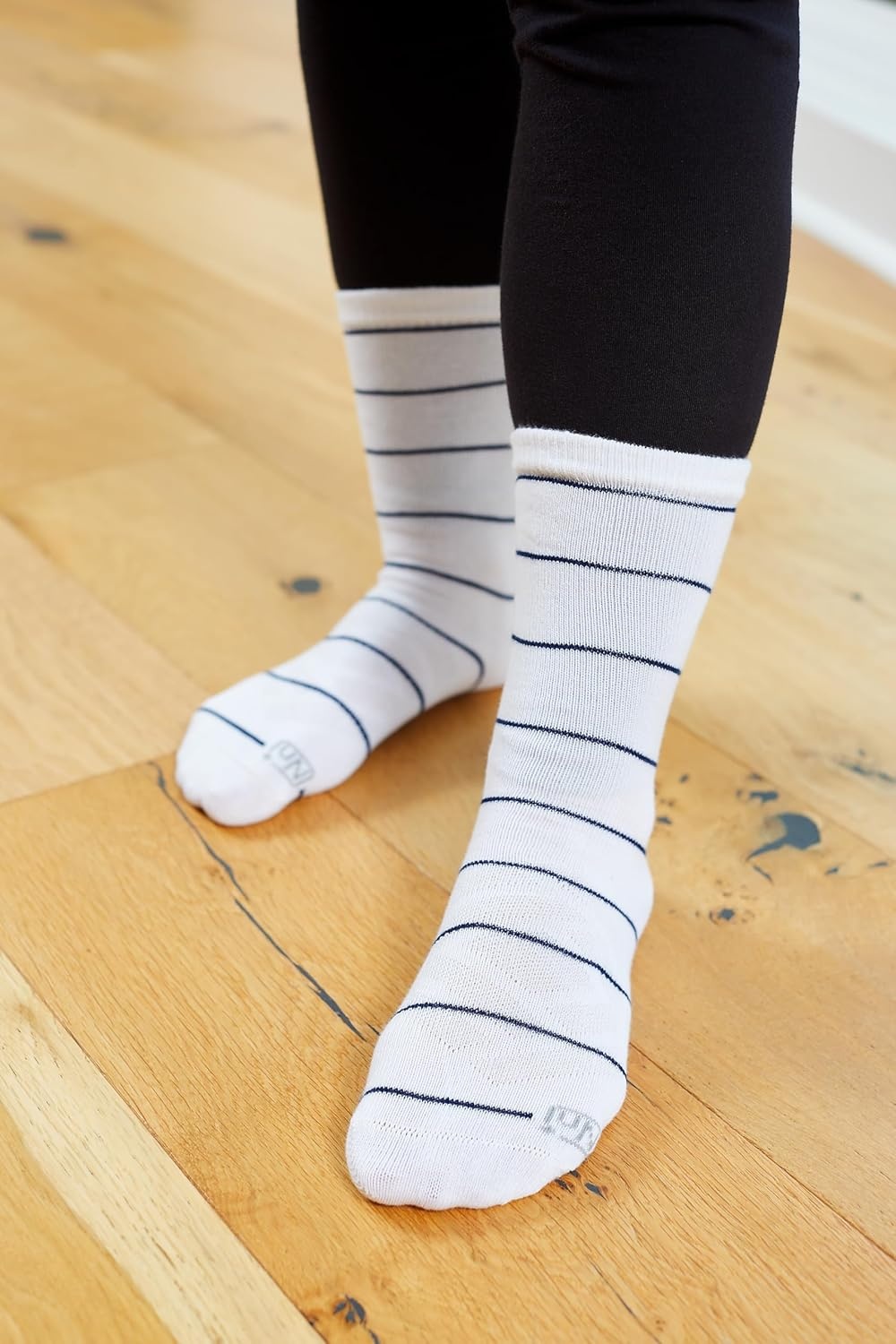 image:imageNo Nonsense Womens Expantech Recycled Polyester Crew SockWhitePink Stripe 6 Pair Pack