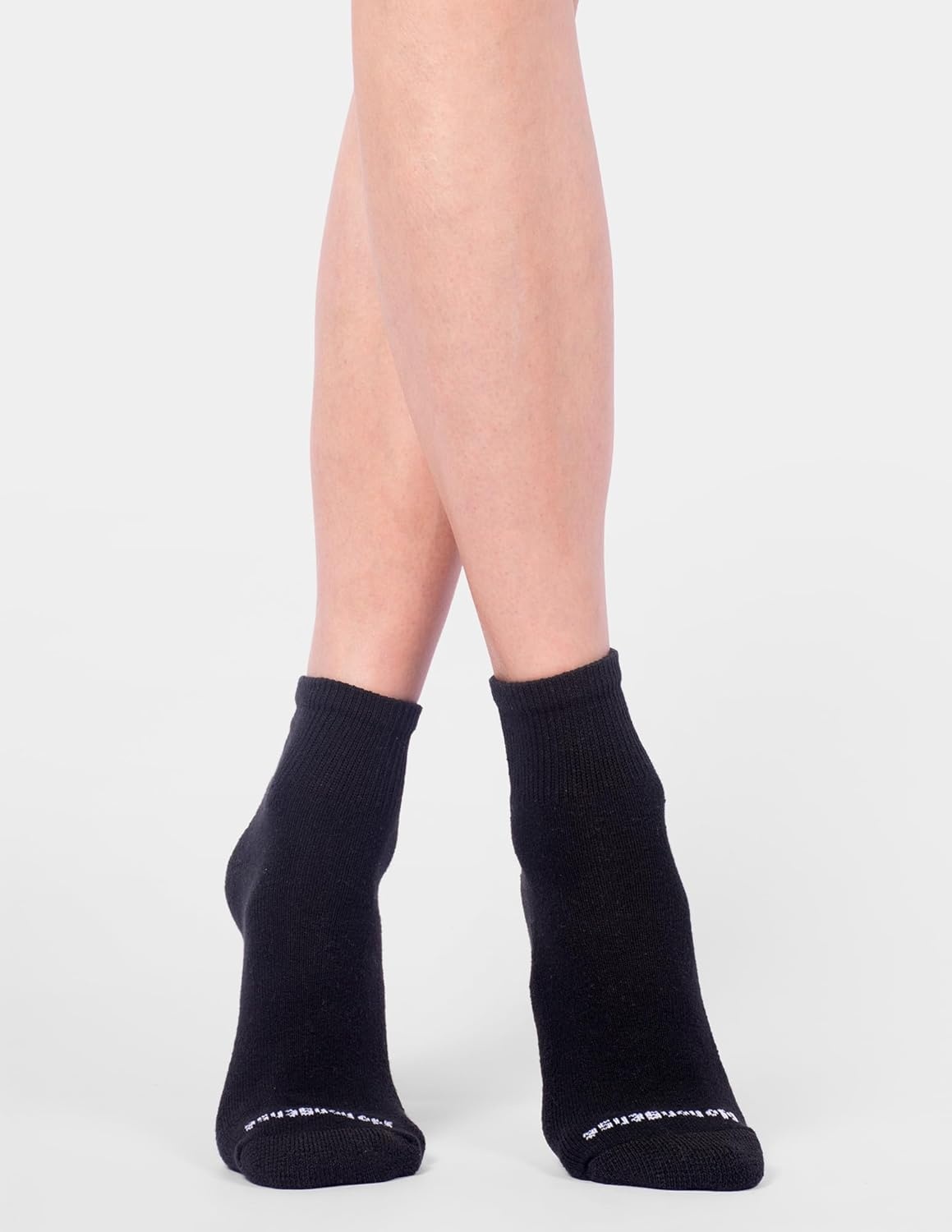 image:imageNo nonsense Womens Cushioned Quarter Top SocksBlack 6 Pair Pack